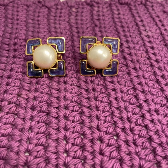 CHANEL Jewelry Vintage Chanel Earring Clip On Poshmark